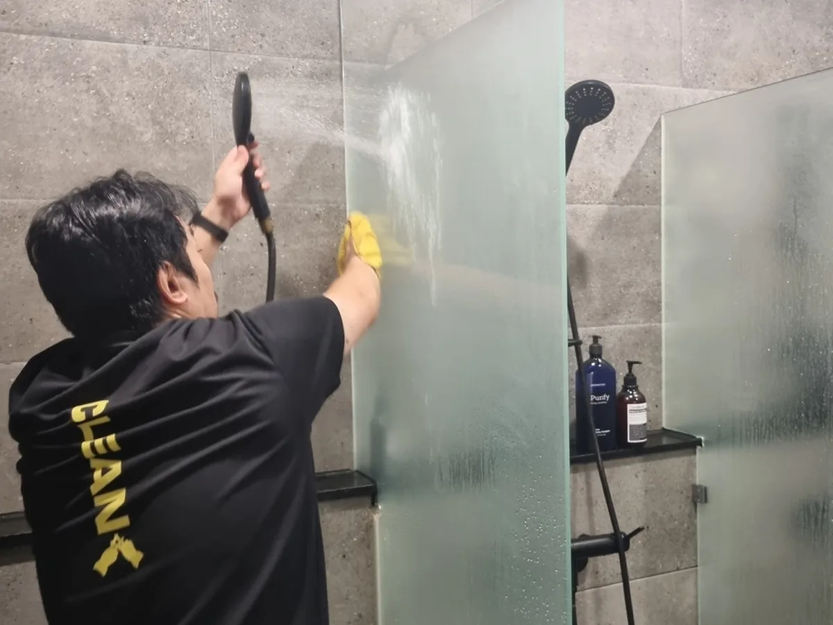 마포구 대흥동 건물 세면대·파우더룸 바닥 위생청소 사례 - 행진크린
