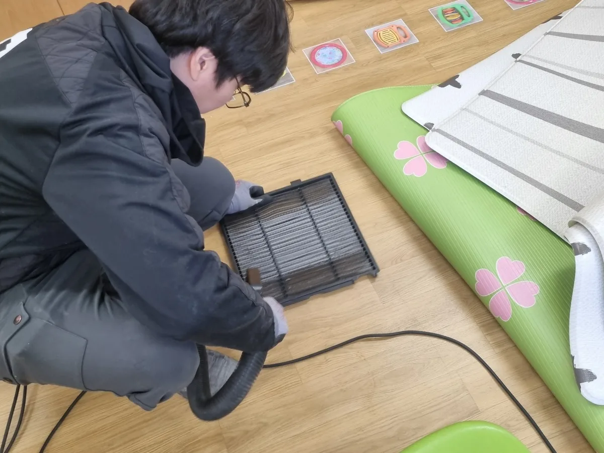 종로구 경운동 놀이방 낮잠실 장비 주변 정밀 위생청소 사례 - 행진크린